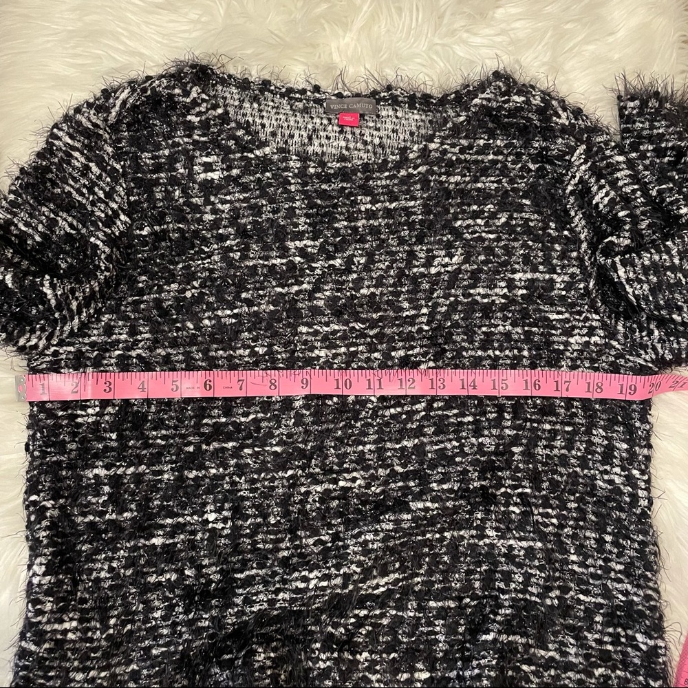Vince camuto Extremely soft black and white mid-sleeve  sweater size medium - Picture 8 of 13